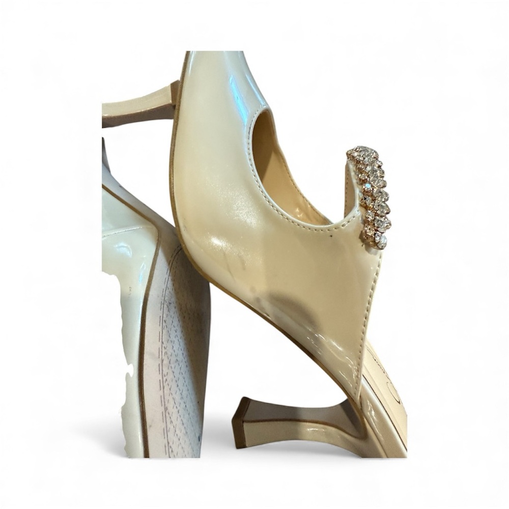 Jessica Simpson 7 1/2 Elegant Cream Women's Mules with Rhinestone Detail - Picture 4 of 4